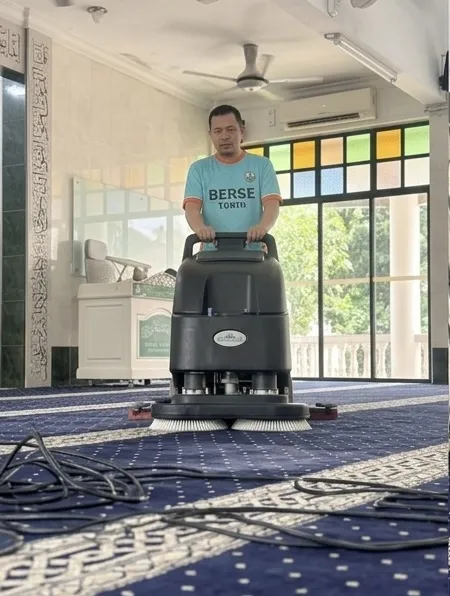 Restaurant and general cleaning